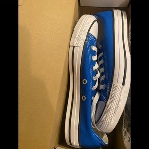 Worn once. Snorkel blue Converse